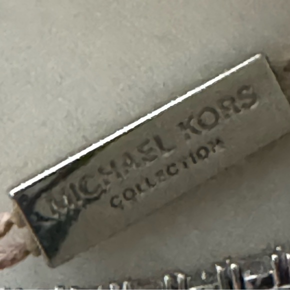 Michael Kors Designer Collection Italian 100%Silk Blouse Top Black SZ Large - Picture 11 of 11